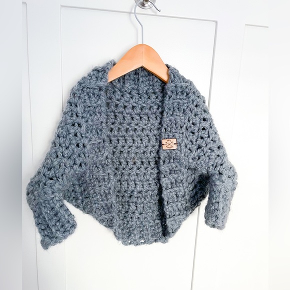 2/3 years Chunky Crochet Cocoon Sweater, Grey, Crochet Sweater, cardigan, Kids - Picture 1 of 3
